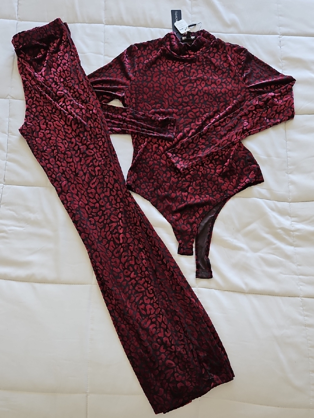 Matching Leopard Burnout Set